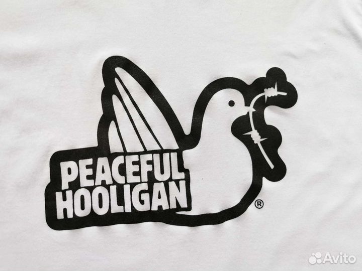 Футболка Peaceful Hooligan