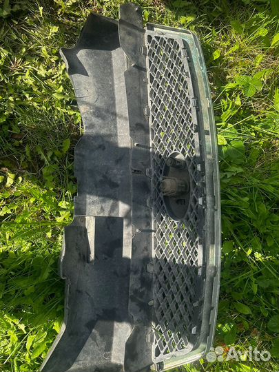 Решетка радиатора Ford Focus 2 дорестайлинг