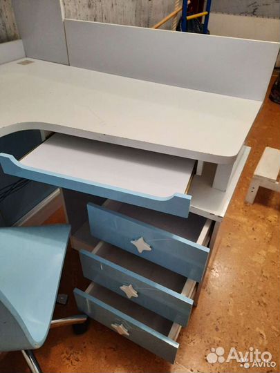 Детский уголок школьника