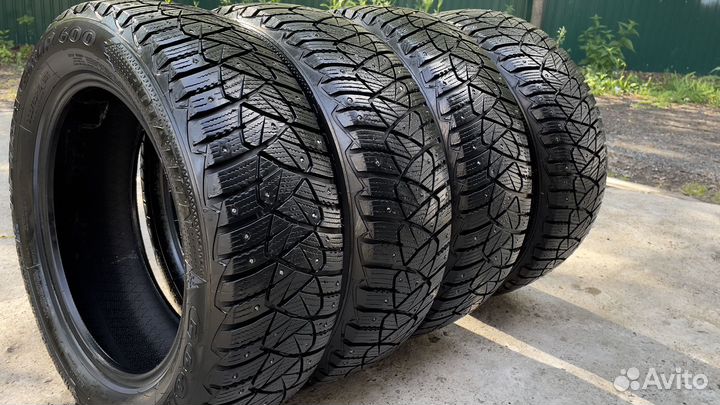 Goodyear Ultragrip 600 205/60 R16 96T