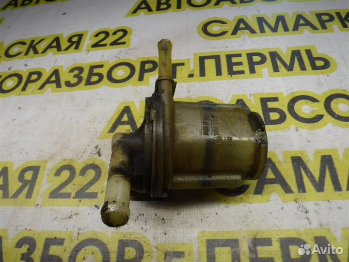 Бачок гидроусилителя Toyota RAV4 (XA20) 2000-2005