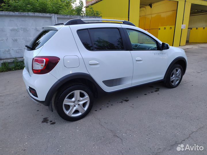 Renault Sandero Stepway 1.6 AT, 2019, 57 900 км