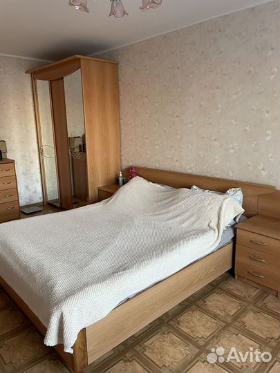 Спальный гарнитур бу