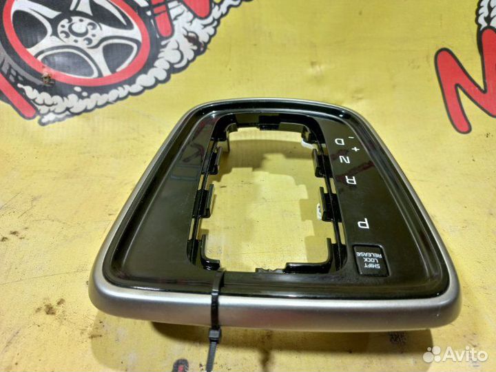 Накладка селектора Kia Rio IV 4 FB 1.4 G4LC 2019