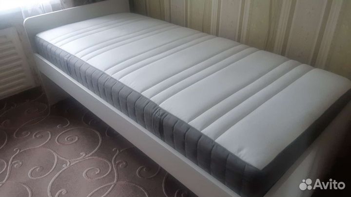 Кровать + матрас IKEA