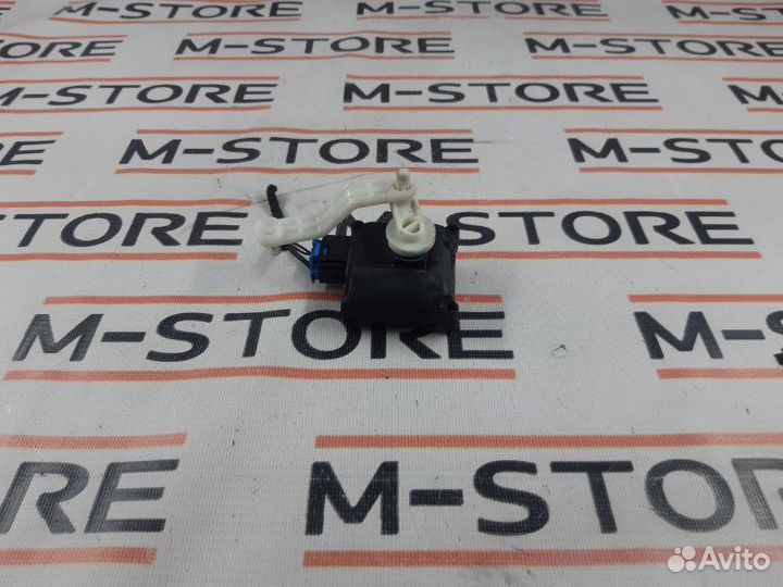 Привод заслонки отопителя Audi A6 C6/4F BDX 2007