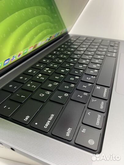 Apple macbook pro 14 m2 pro/16/512/105цик