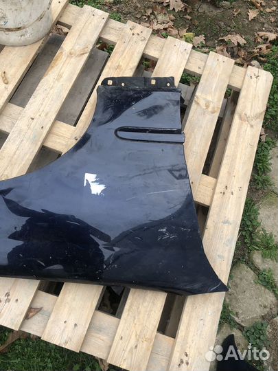 Крыло переднее Mercedes w203