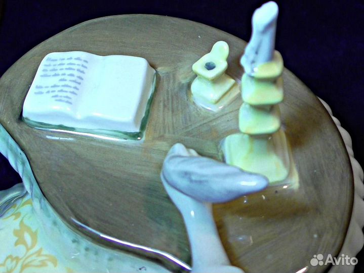 Медитация.Статуэтка.Royal Doulton.Фарфор