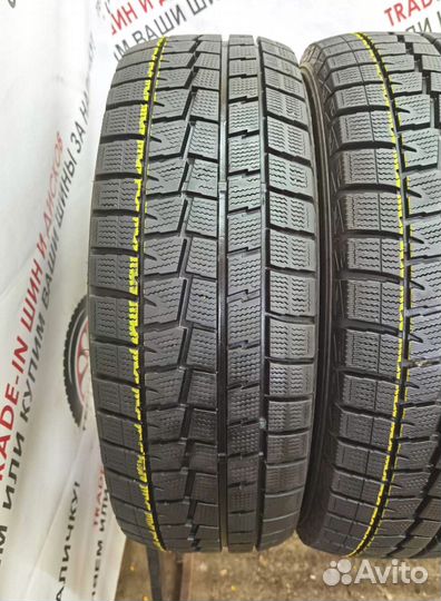 Dunlop Winter Maxx WM01 215/65 R16 98P