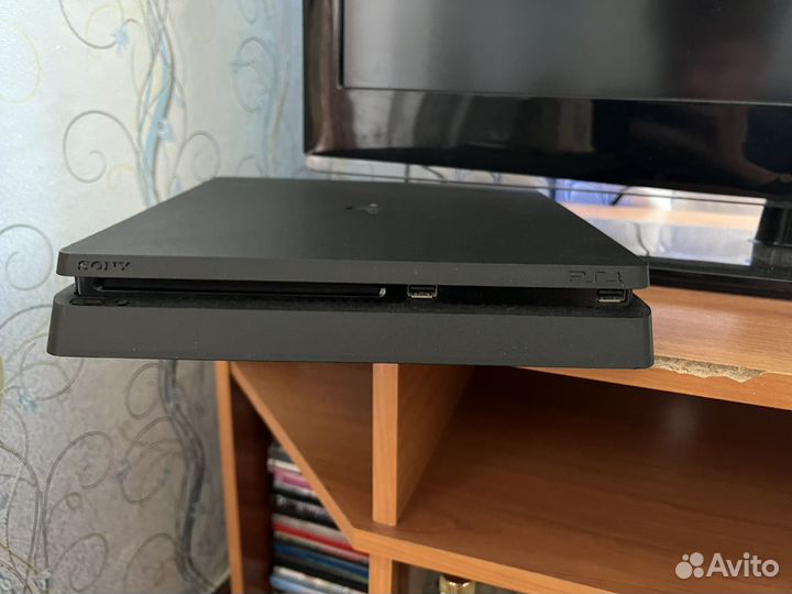 Sony PS4 slim 1tb