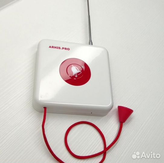 Кнопка вызова персонала и помощи в санузел