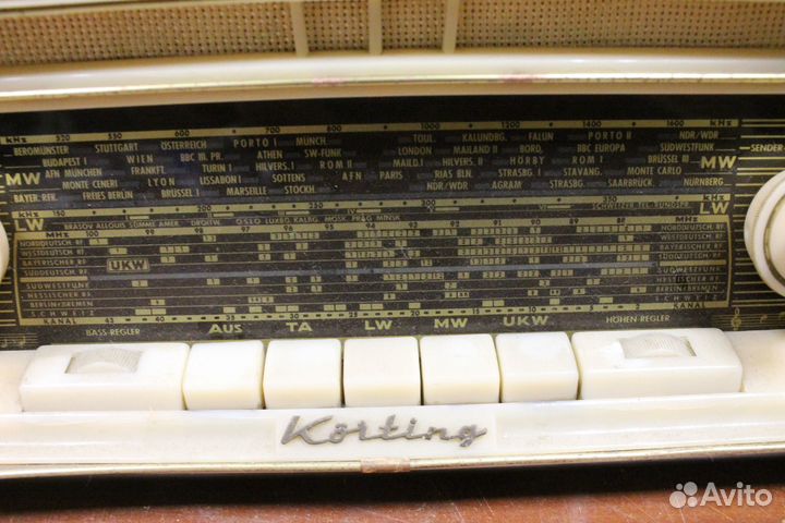 Ламповый приёмник Korting 92