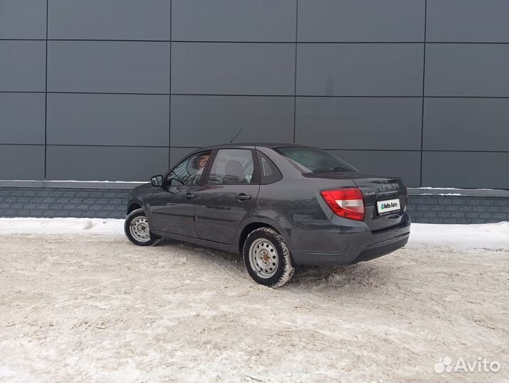 LADA Granta 1.6 МТ, 2020, 49 000 км