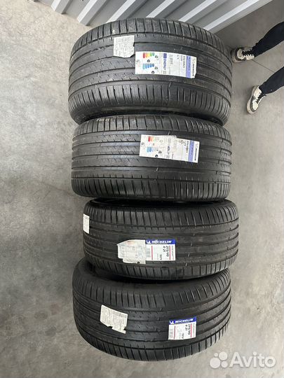 Michelin Pilot Sport 4 SUV 275/40 R21 и 315/35 R21