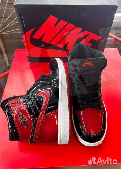 Nike Air Jordan 1 Retro high OG «Patent Bred»