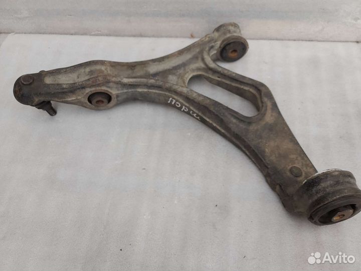 Рычаг нижний передний левый Porshe Cayenne