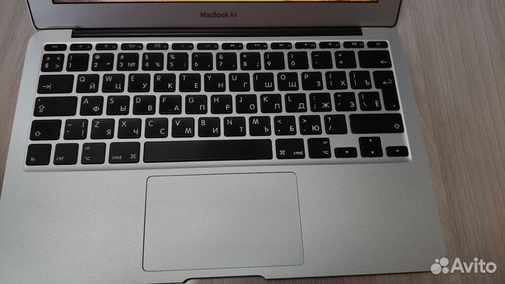 Apple MacBook air 11 mid 2011