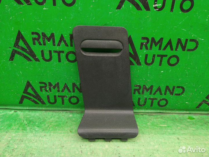 Обшивка багажника Renault Duster 2010