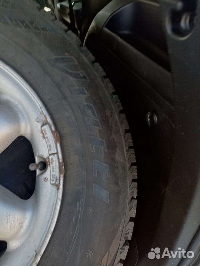 R15 Viatti Bosco Nordico V-523 205/75, PCD 5x139.7 DIA 98.5