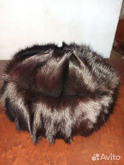 Берет из норки черный