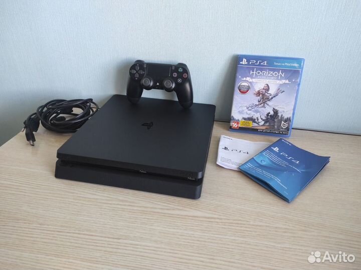 Sony PS4 Slim 1tb / третья ревизия 2208В