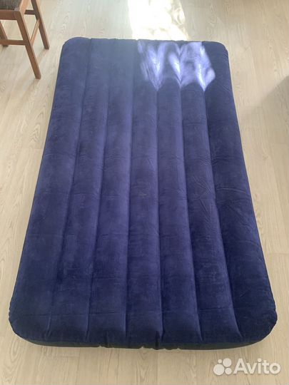 Надувной матрас intex