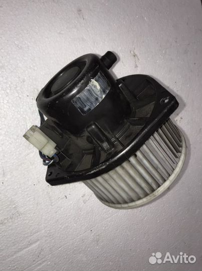 Моторчик отопителя Ниссан Примера П11 2001 г