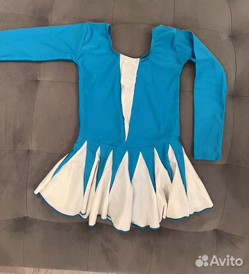 Платье спортивное купальник с юбкой костюм