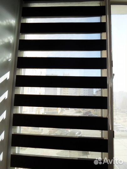 Рулонная штора 70*160 день-ночь новая