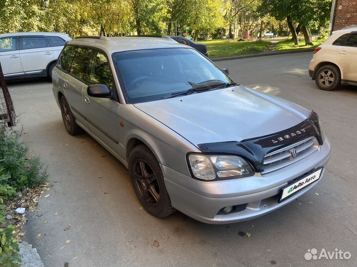 Subaru Legacy 2.0 AT, 2002, 324 000 км