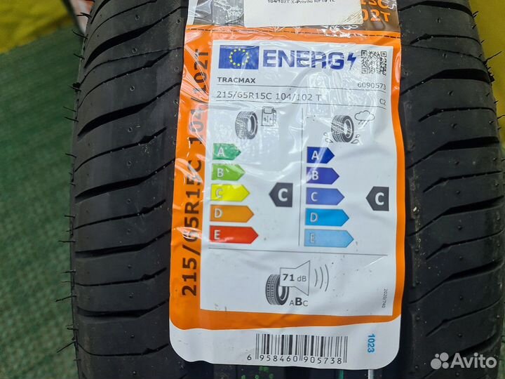 Tracmax X-Privilo RF-19 215/65 R15