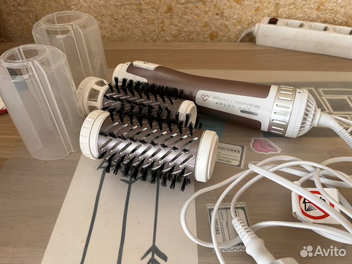 Фен щетка Rowenta Brush Activ