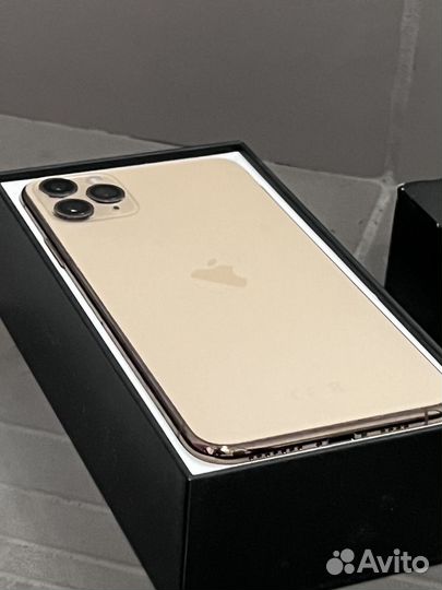 iPhone 11 Pro Max, 64 ГБ