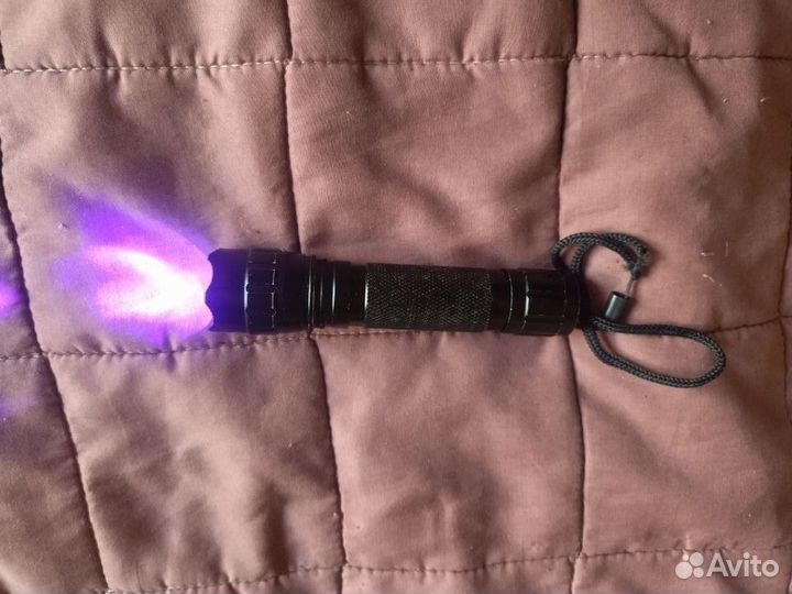 Ультрафиолетовый фонарик