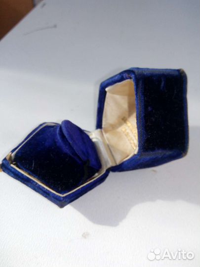 Коробочка для кольца фабрика Немирова -Колодкина