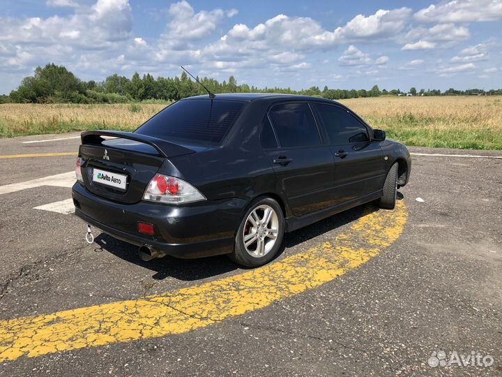 Mitsubishi Lancer 2.0 МТ, 2004, 290 000 км