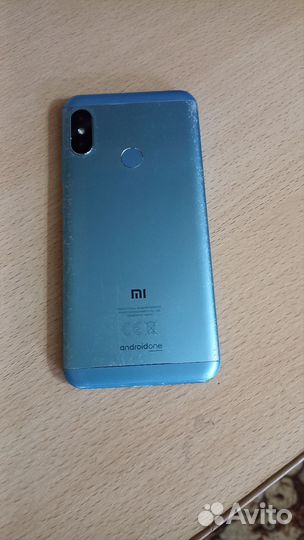 Xiaomi Mi A2 Lite Android One, 4/64 ГБ