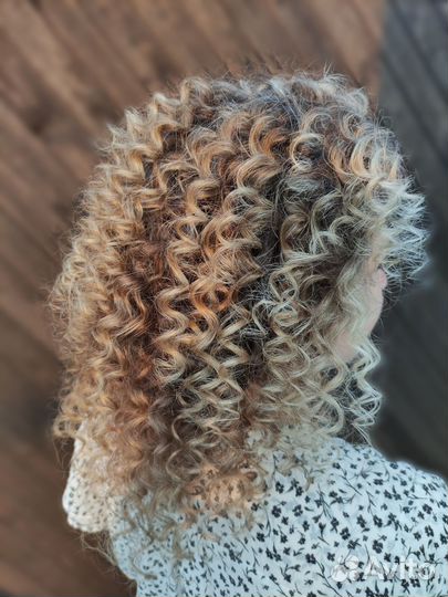 Косы с канекалоном