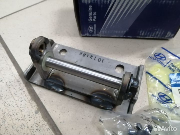 Опора рулевой колонки Элантра I30 Новая Оригинал