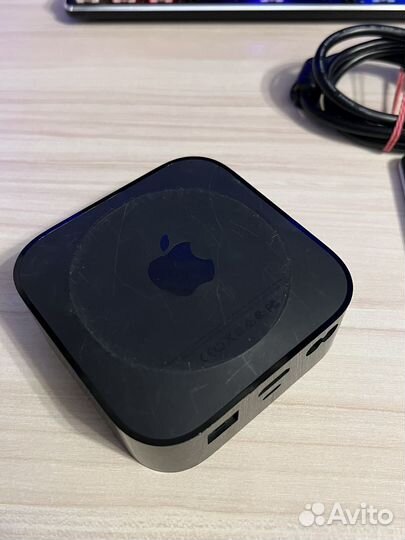 Apple TV 4 32 GB + hdmi