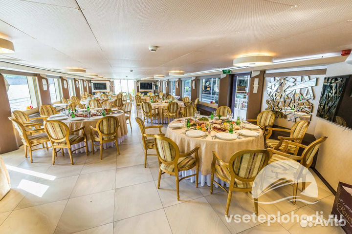 Аренда теплохода Пальма де Сочи до 200 человек