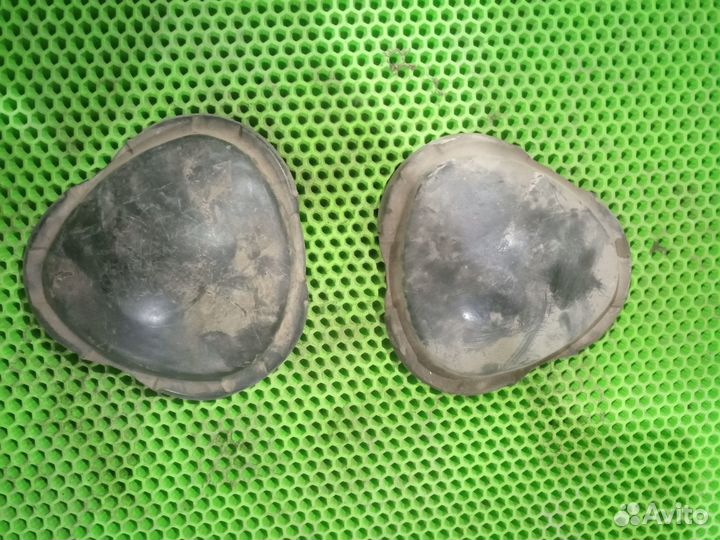 Крышка стоек амортизатора Audi 100 C3