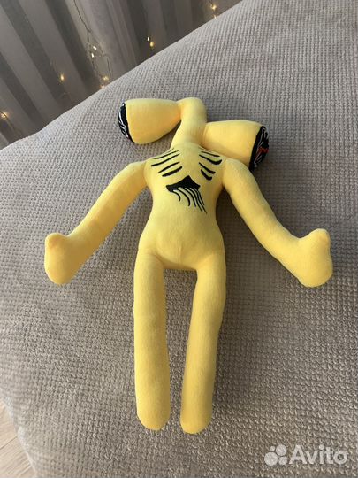 Сиреноголовый монстр