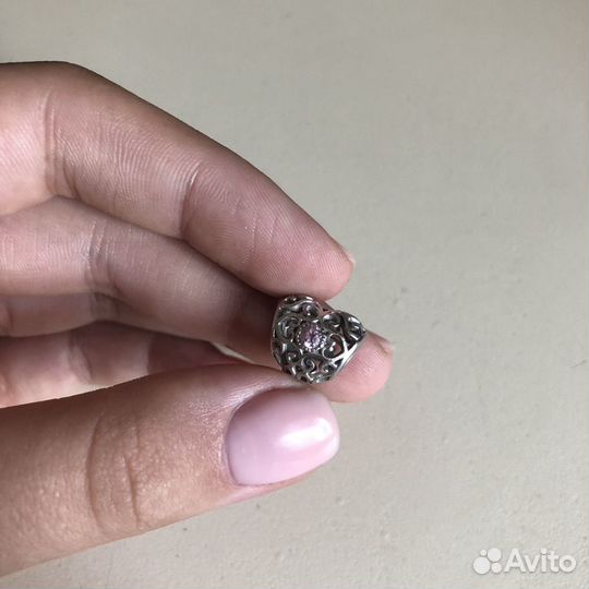 Украшение шарм