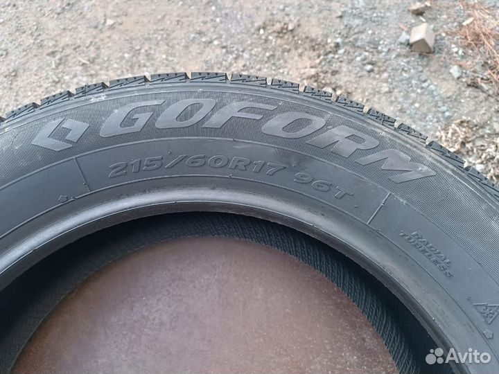 Goform W705 215/60 R17 96T