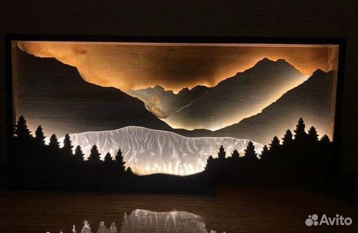 Картина панно из дерева