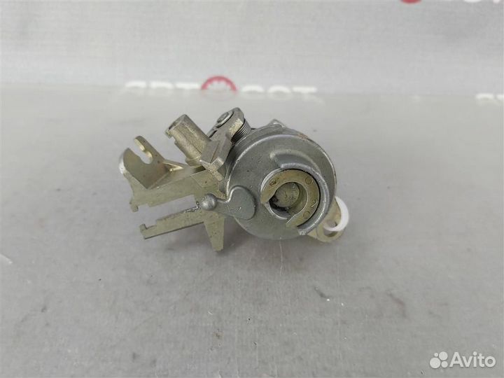Личинка замка багажника Audi A4 B6/8E (2001-2004