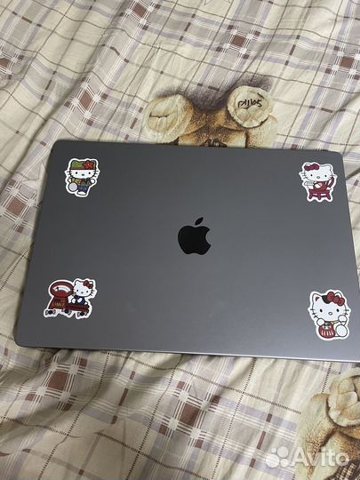 Macbook pro 16 m2 512 gb