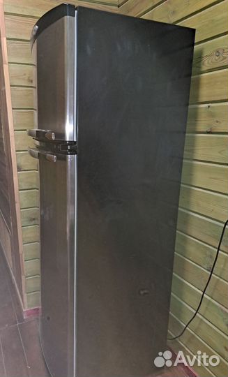 Холодильник бу whirlpool